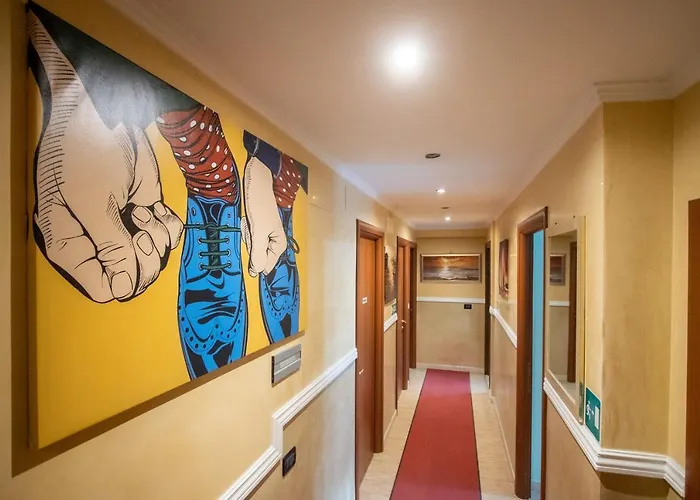 B&B Colorful Suite Yard Roma